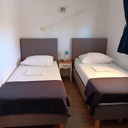 Apartments Emma 比奥格勒·纳·莫鲁 外观 照片