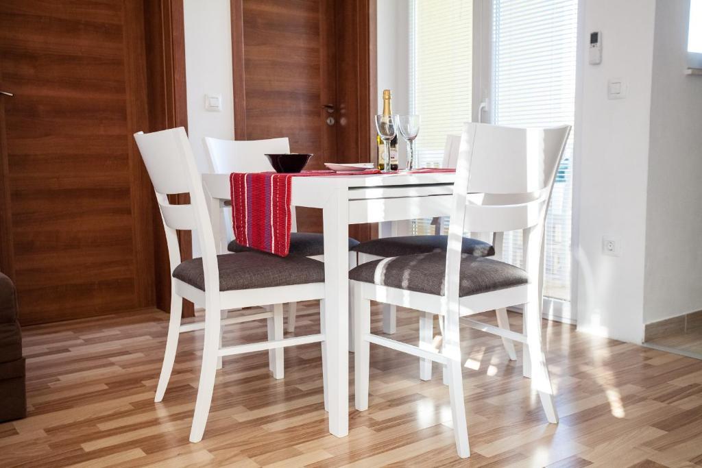 Apartments Emma 比奥格勒·纳·莫鲁 外观 照片